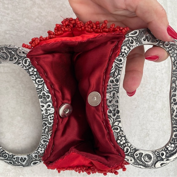 Purse - Picture 3 of 4